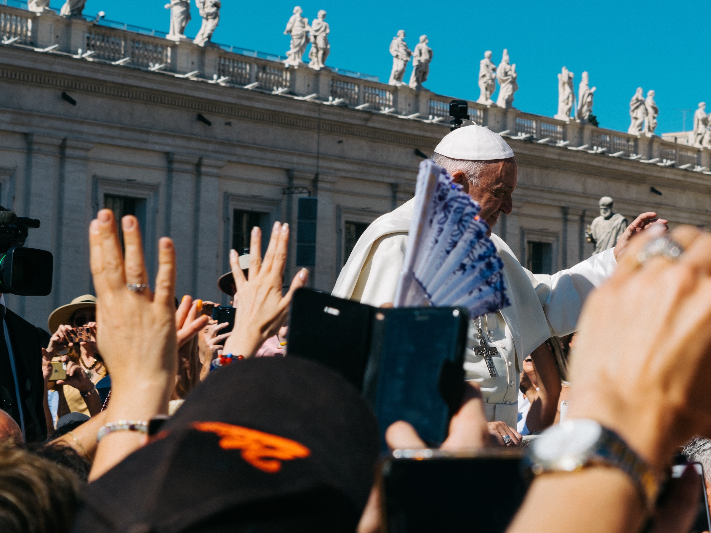 Pope francis in a crowd